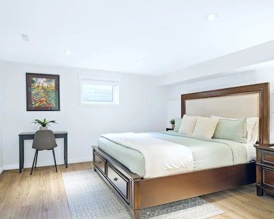Brand New Executive Suite Near Forest