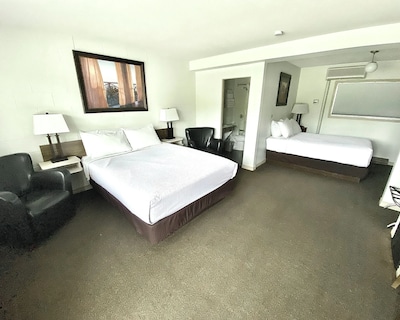 Arbutus Grove Motel