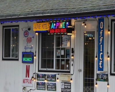 Alpine Motel