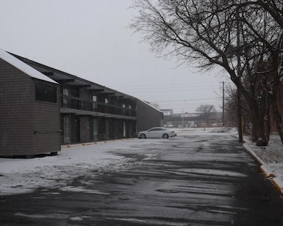 Fort York Motel