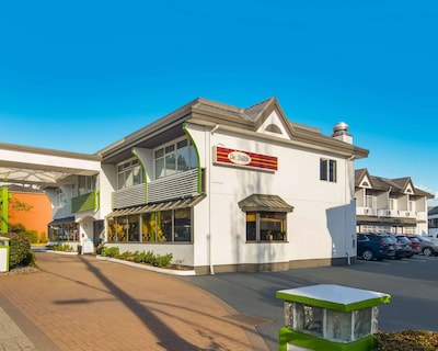 SureStay Hotel by Best Western North Vancouver Capilano