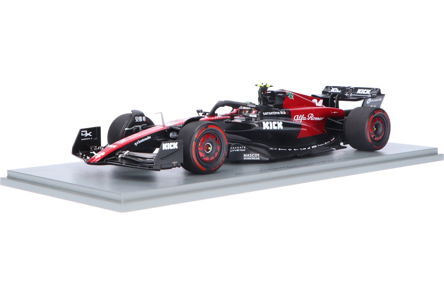 Alfa Romeo Racing C43 Ferrari – Modelauto schaal 1:18