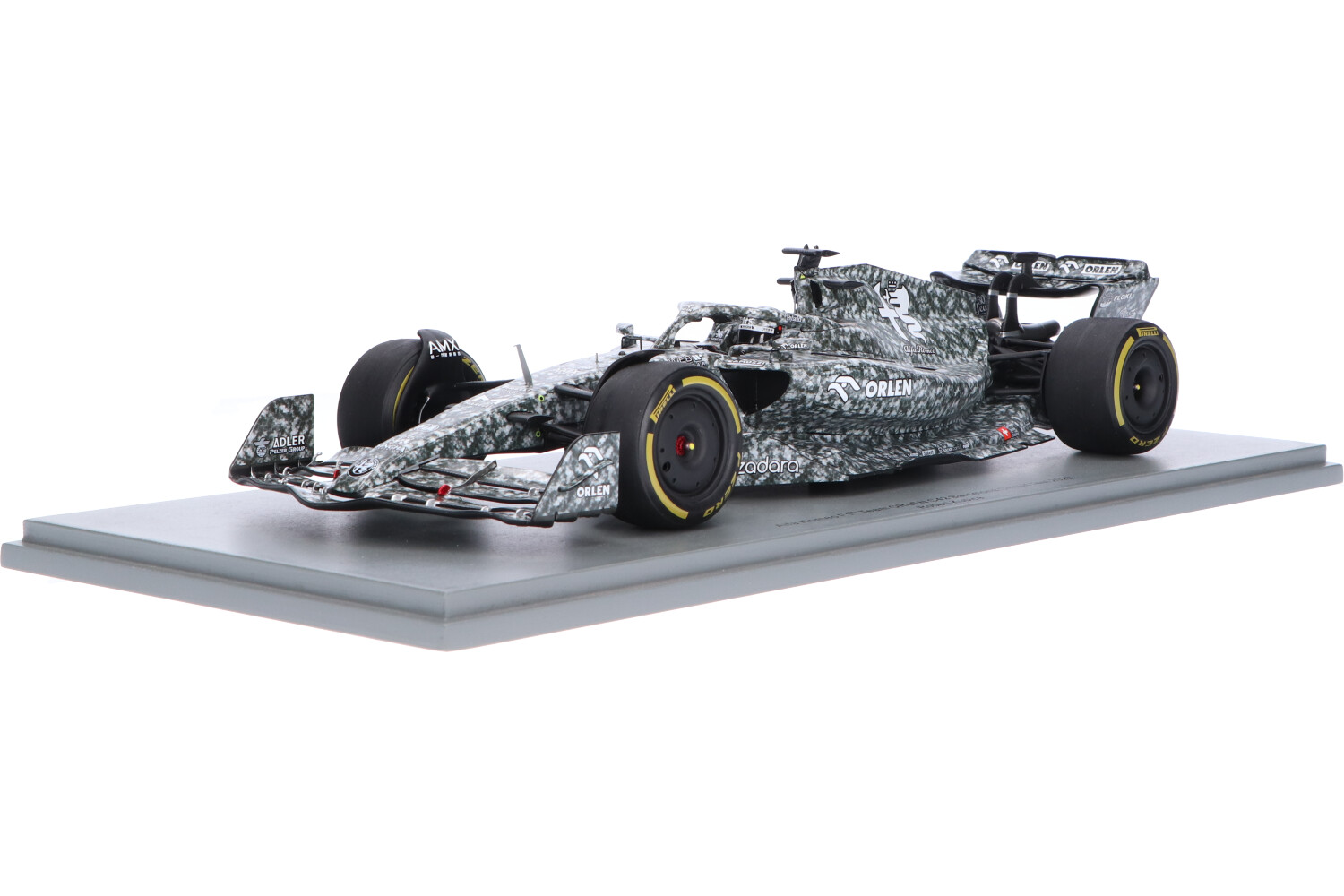 Alfa Romeo Racing C42 Ferrari – Modelauto schaal 1:18