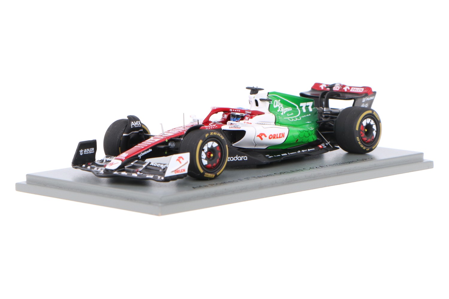Alfa Romeo Racing C42 Ferrari – Modelauto schaal 1:43