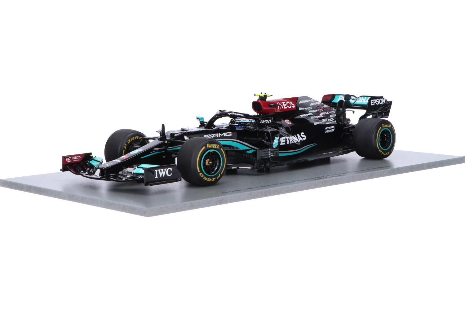 Mercedes-AMG F1 W12 E Performance – Modelauto schaal 1:18