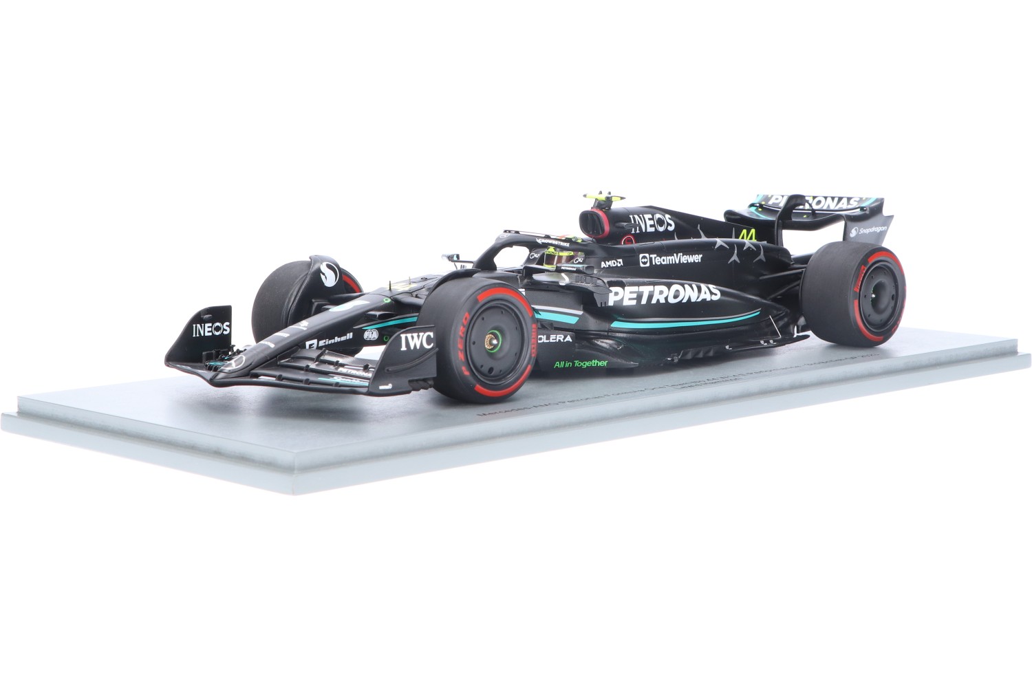 Mercedes-AMG F1 W14 E Performance – Modelauto schaal 1:18